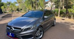 Mercedes A250 Sport 2.0 TB Ano 2015