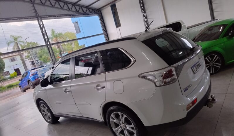 MITSUBISHI Outlander Total