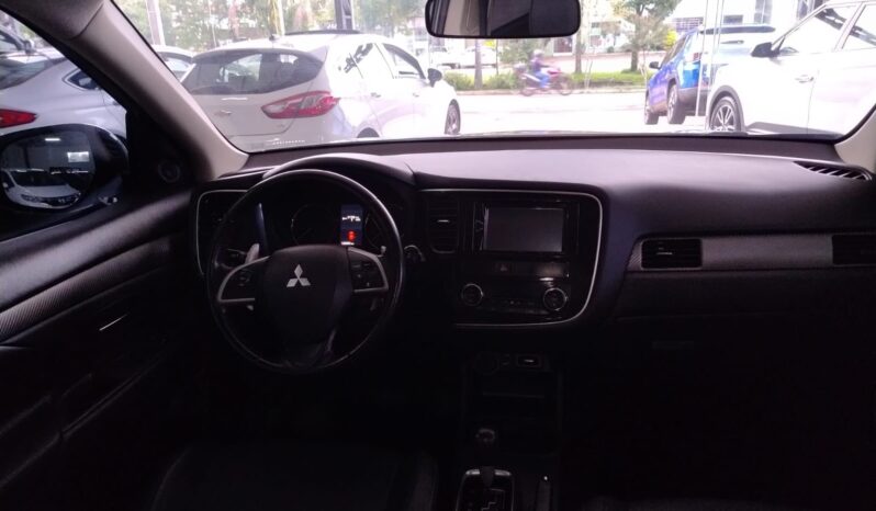 MITSUBISHI Outlander Total