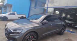 AUDI Q8 Performance Black 3.0 TFSi S-Tronic